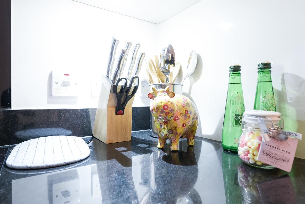 Knightsbridge Apartments Apartment
