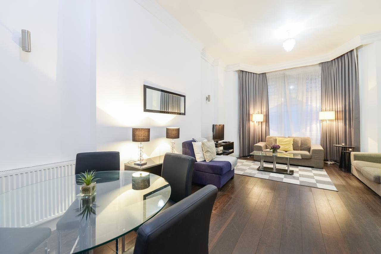 Knightsbridge Apartments * London
