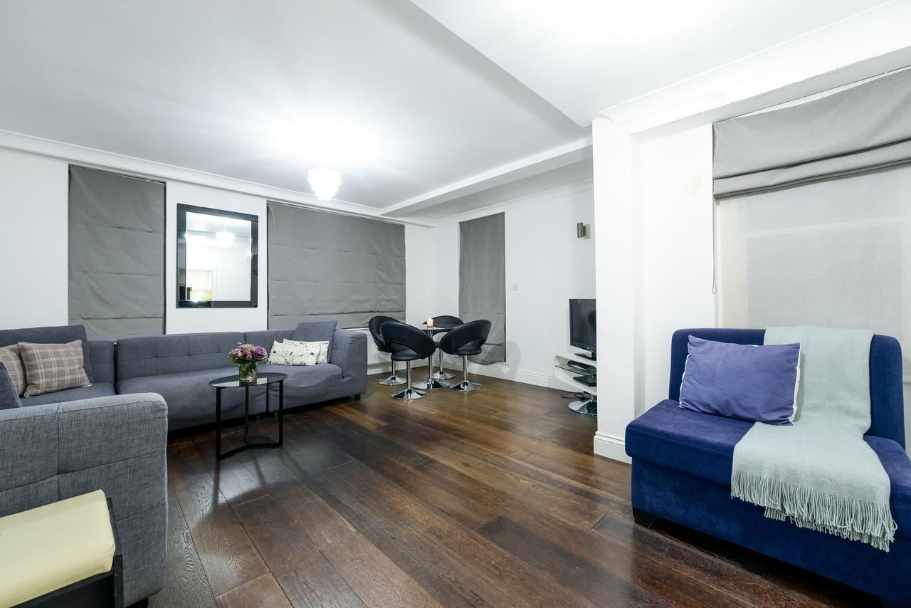 Knightsbridge Apartments * London