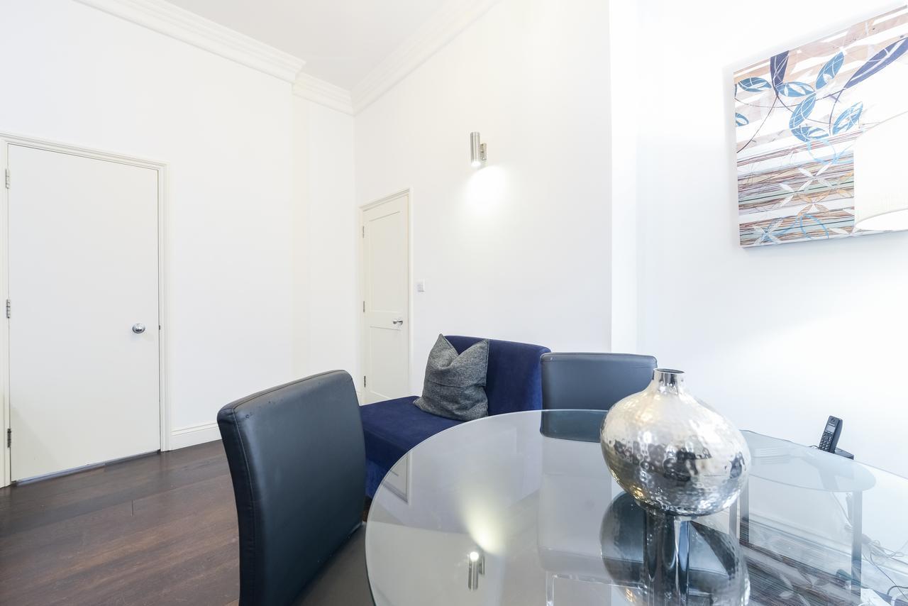 Knightsbridge Apartments Apartment