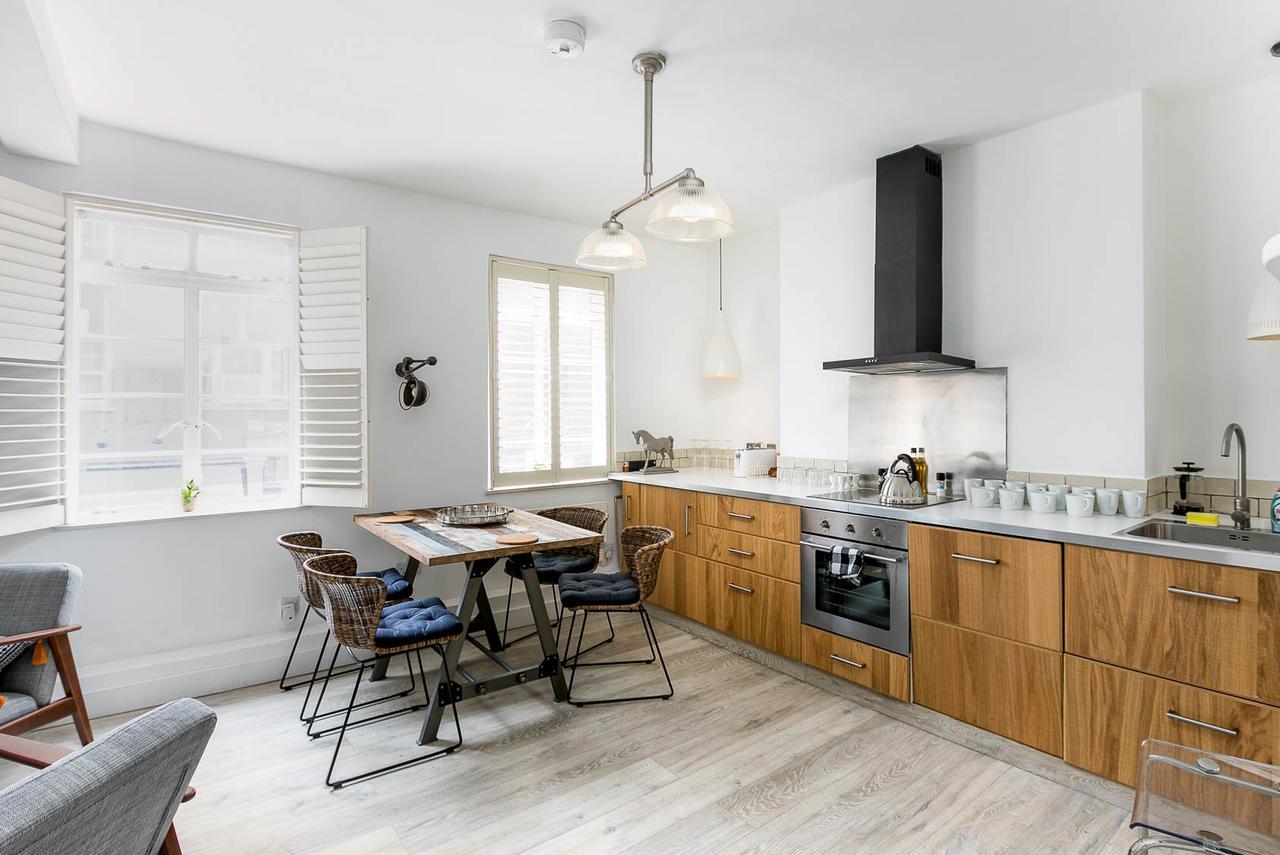 Apartment Lovely Maisonette - Goodge Street 55 London