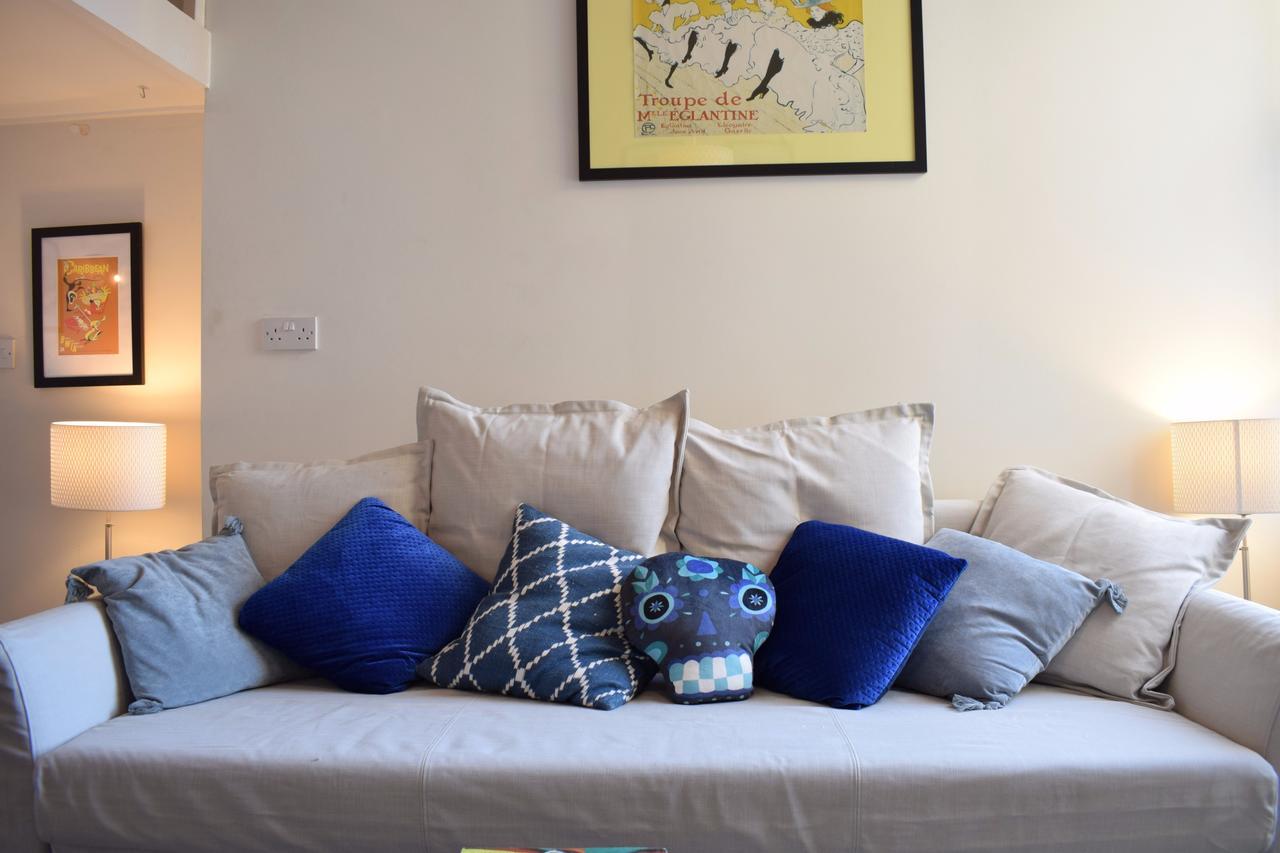 1 Bedroom Flat In Notting Hill With Mezzanine London