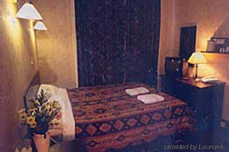 Four Stars Hotel London