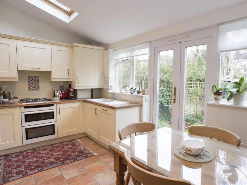 Veeve House Ashlone Road Putney Hotell London