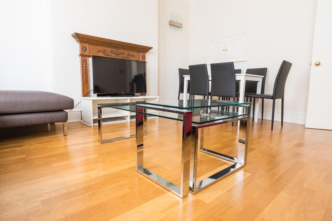 Victoria Mews Appartement *