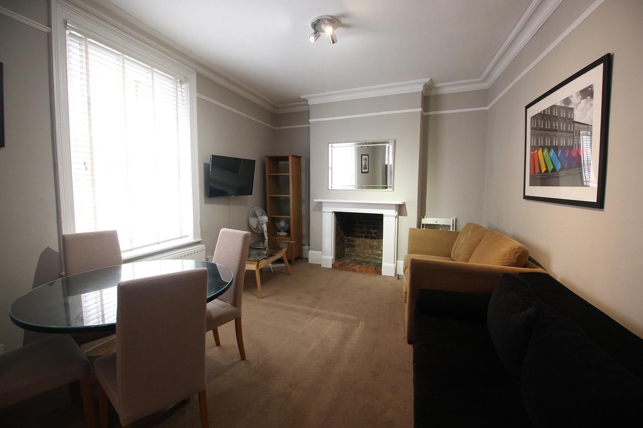 Apartment Flat 2 Broad Court *