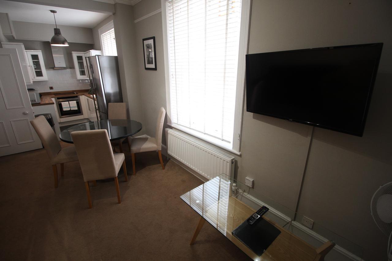 Apartment Flat 2 Broad Court *