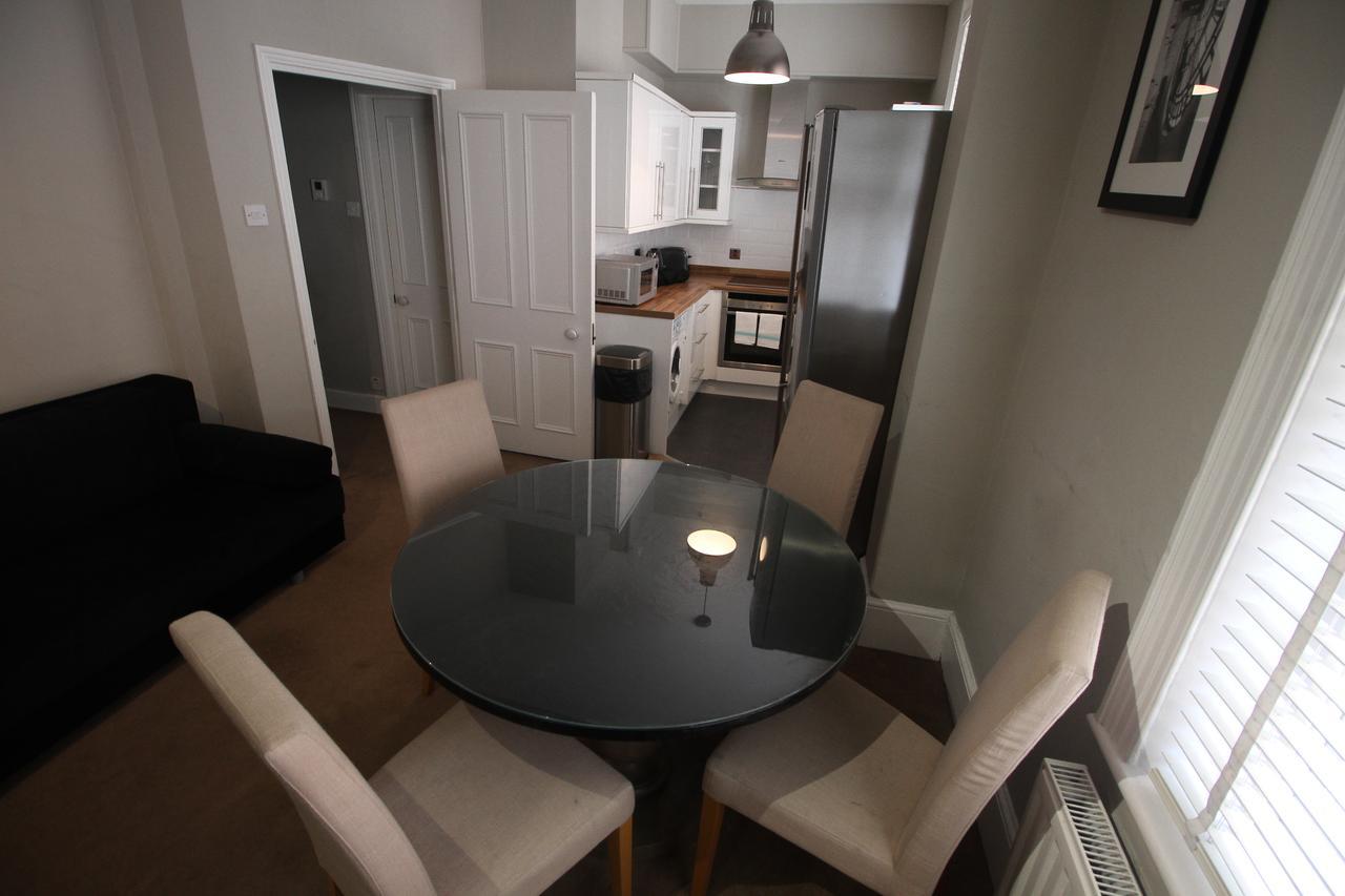 Apartment Flat 2 Broad Court *