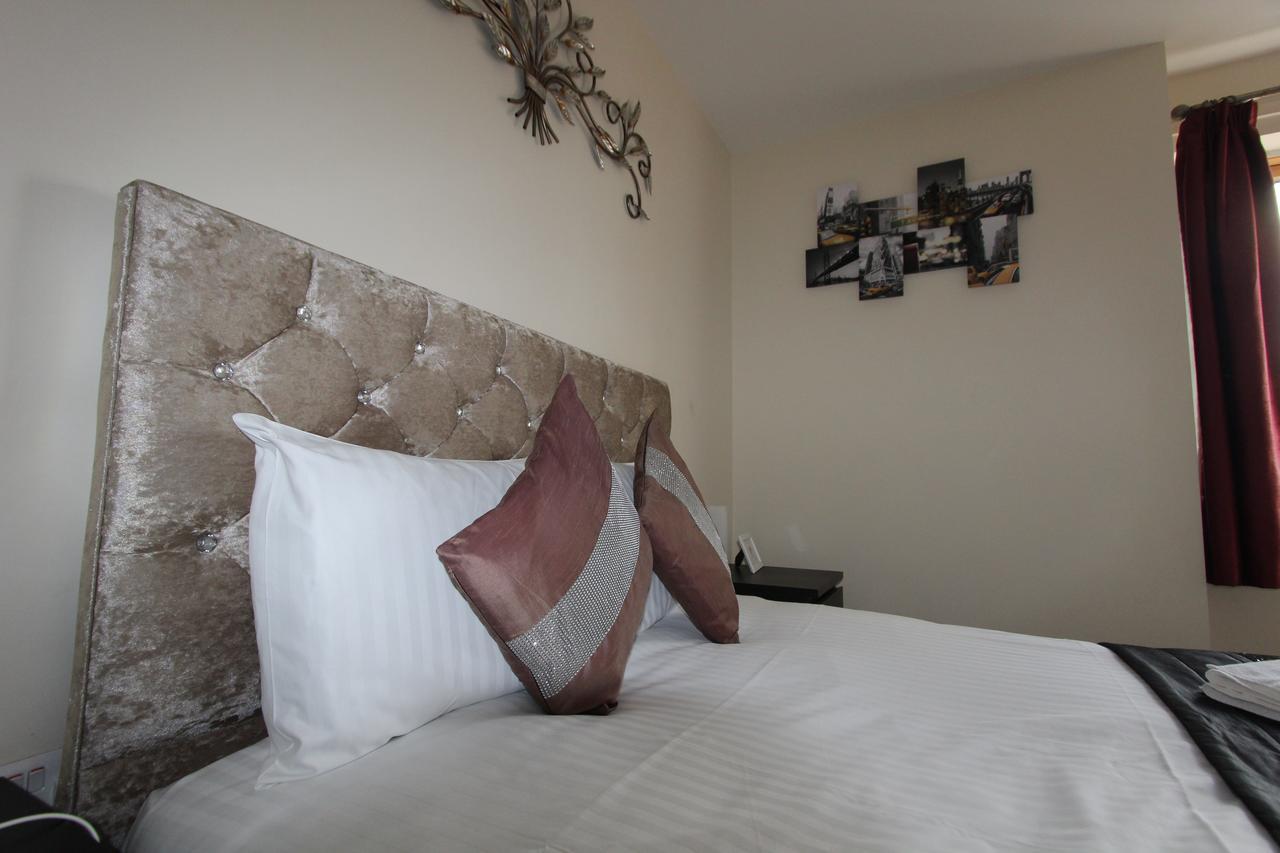 Wharf Guest house 2*