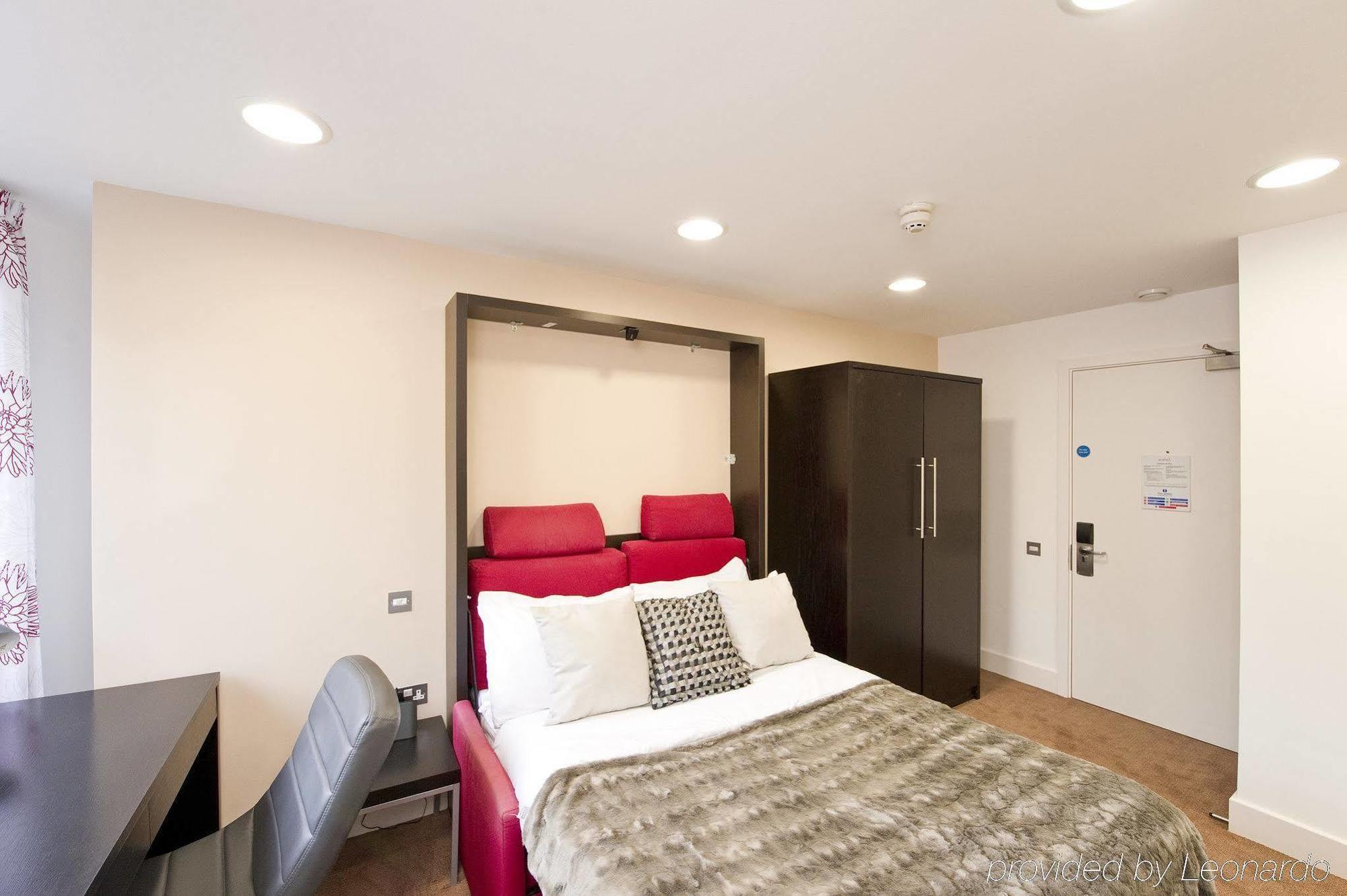 Apartment 2 Devonshire London