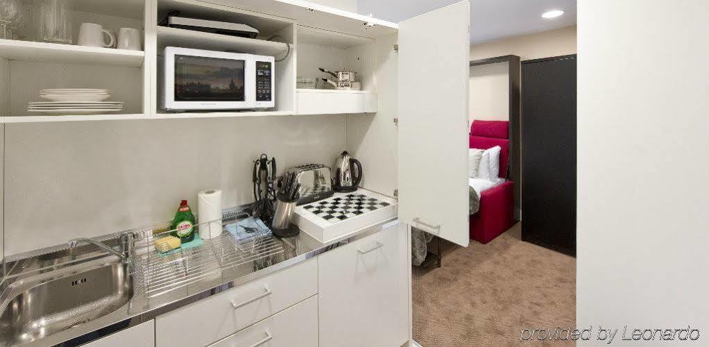 2 Devonshire * London