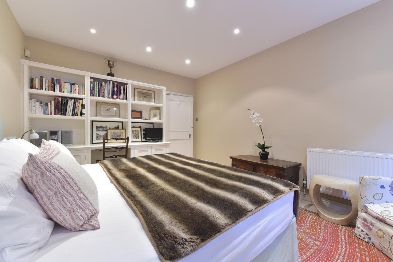 Peaceful 1 Bed Flat Off Sloane Square With Patio Appartement *