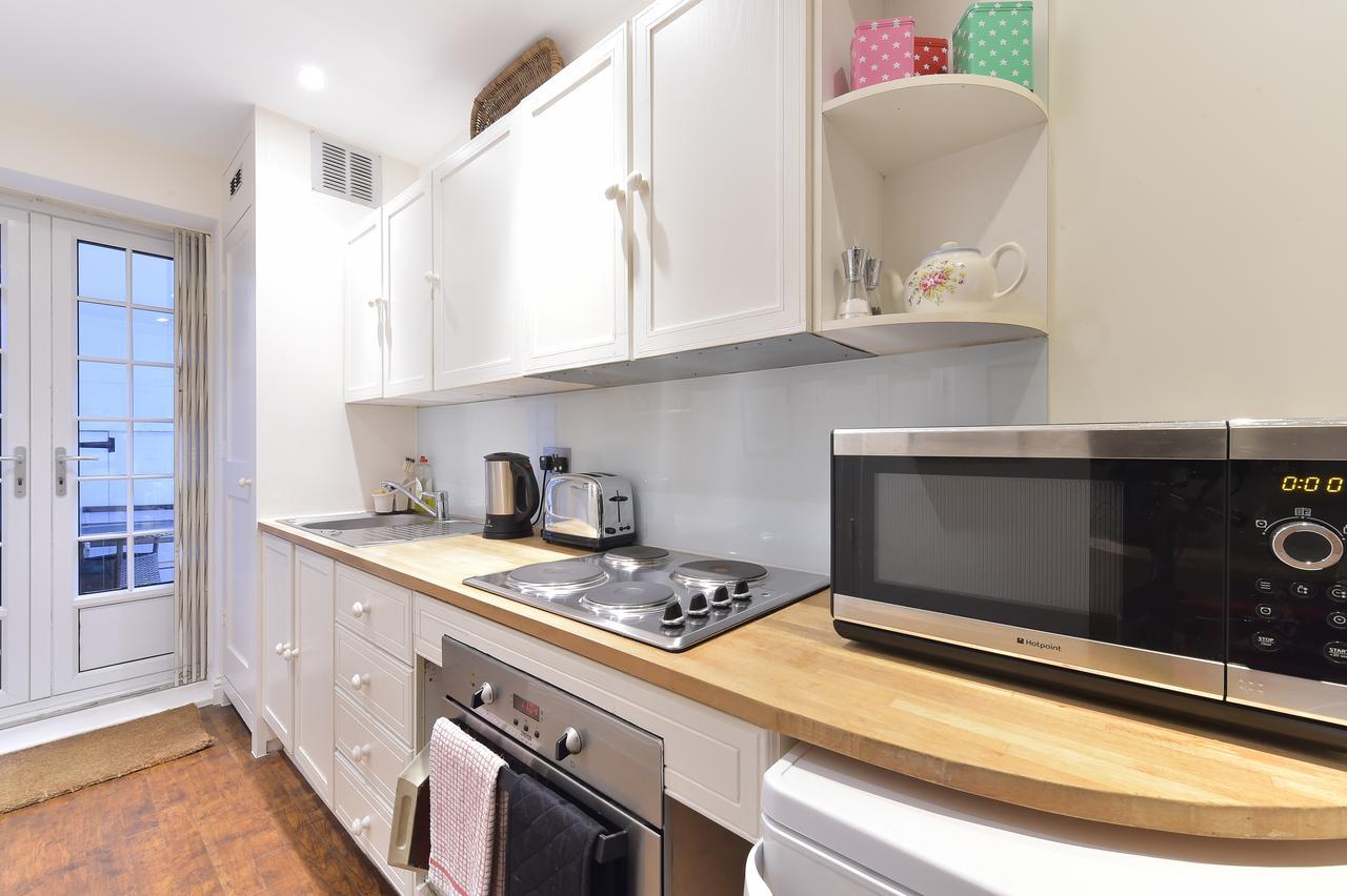 Peaceful 1 Bed Flat Off Sloane Square With Patio Appartement *