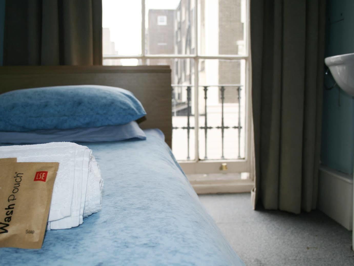 Apartment Lse Passfield Hall London