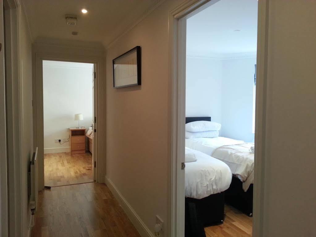 Earls Court Apartment