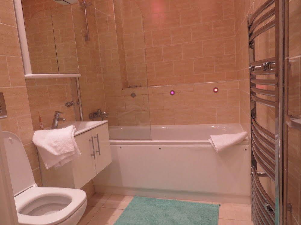 Kensington Cromwell Apartment London