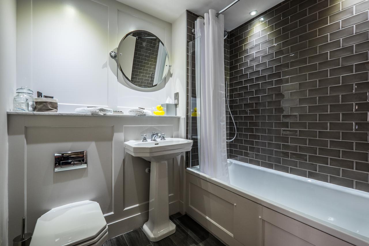 Coach & Horses Hotel 3*
