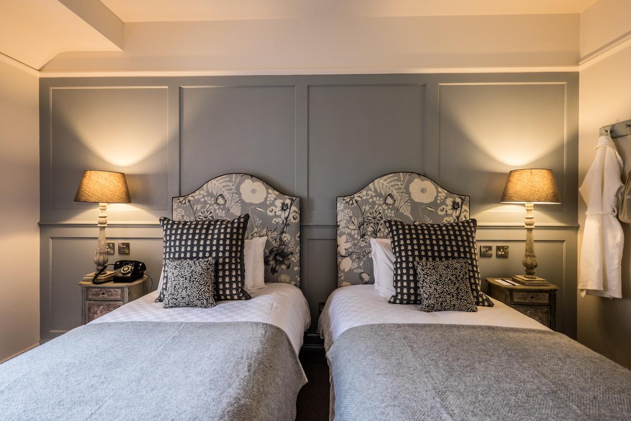 Hotel Coach & Horses