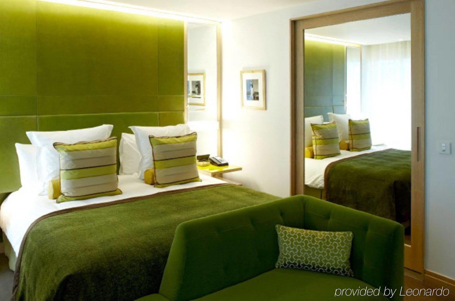 Crowne Plaza Battersea Hotel 4*