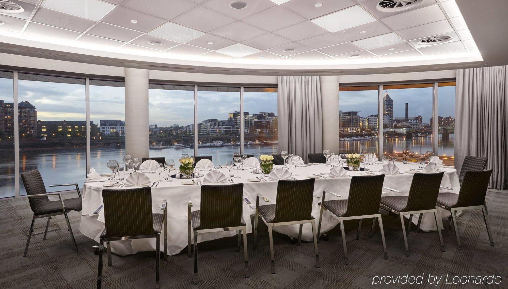 Crowne Plaza Battersea 4* London