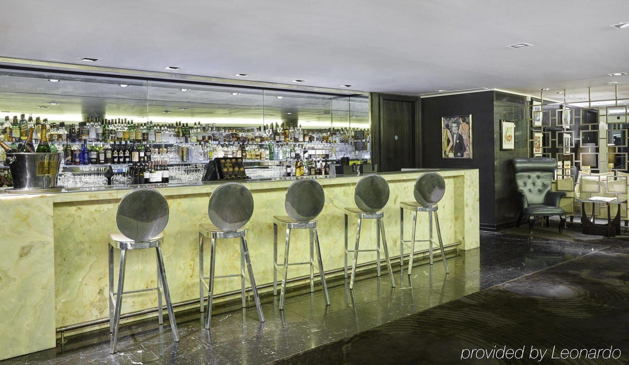 Crowne Plaza Battersea 4*