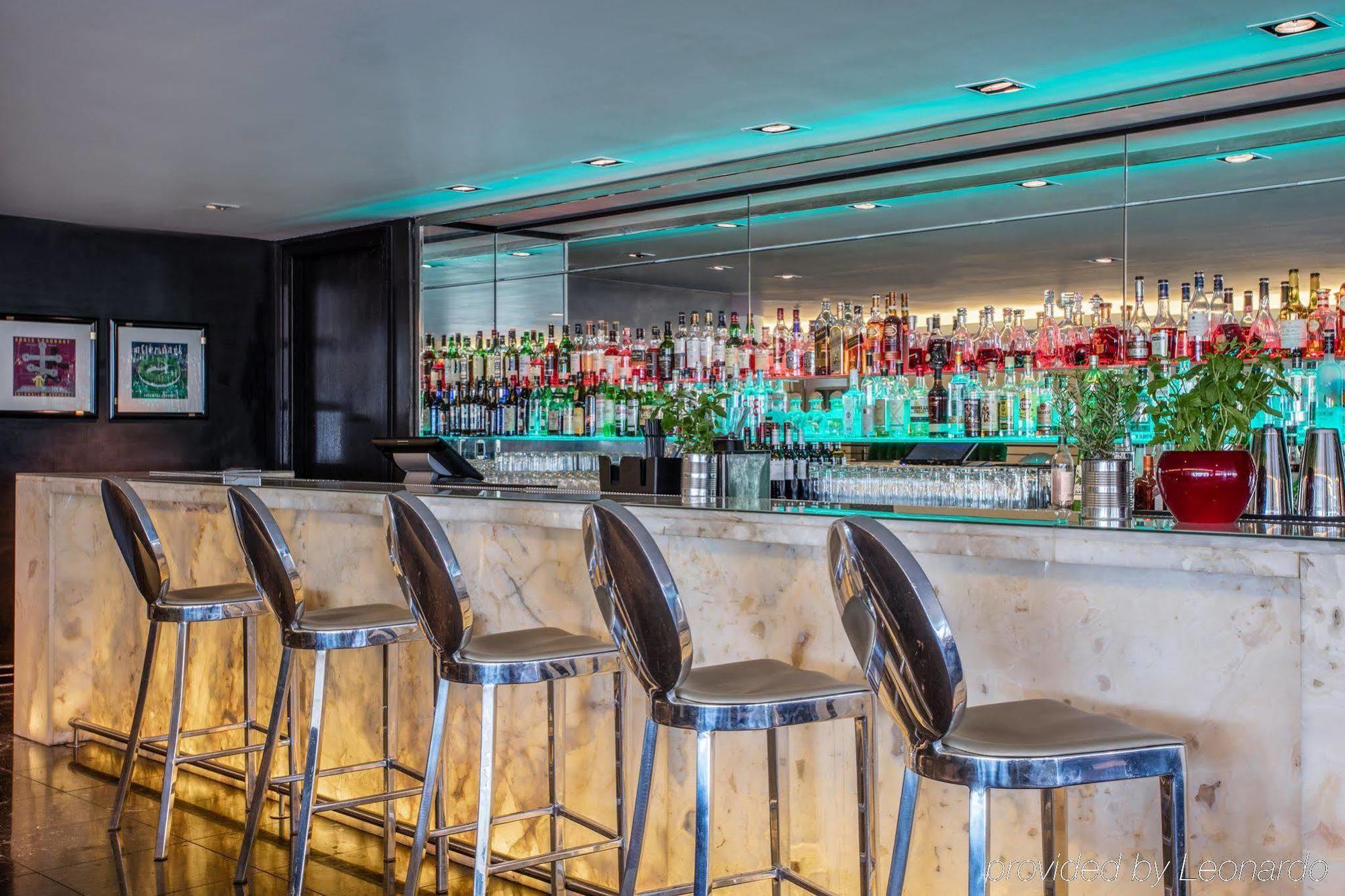 Hotel Crowne Plaza Battersea 4*