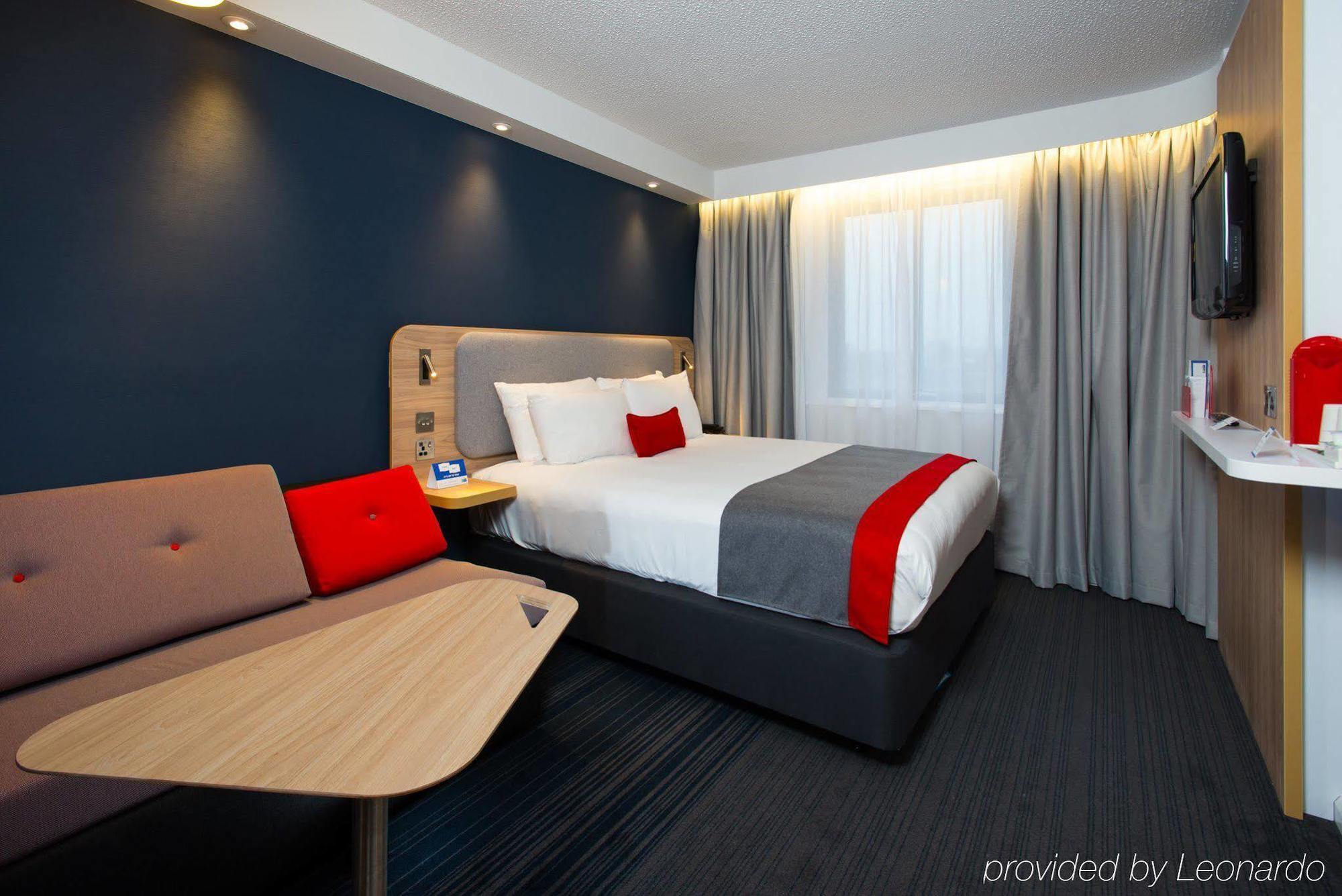 Express London-hammersmith By Ihg 3*