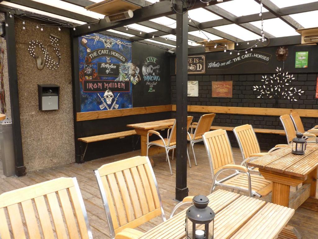 Cart And Horses Inn 3*