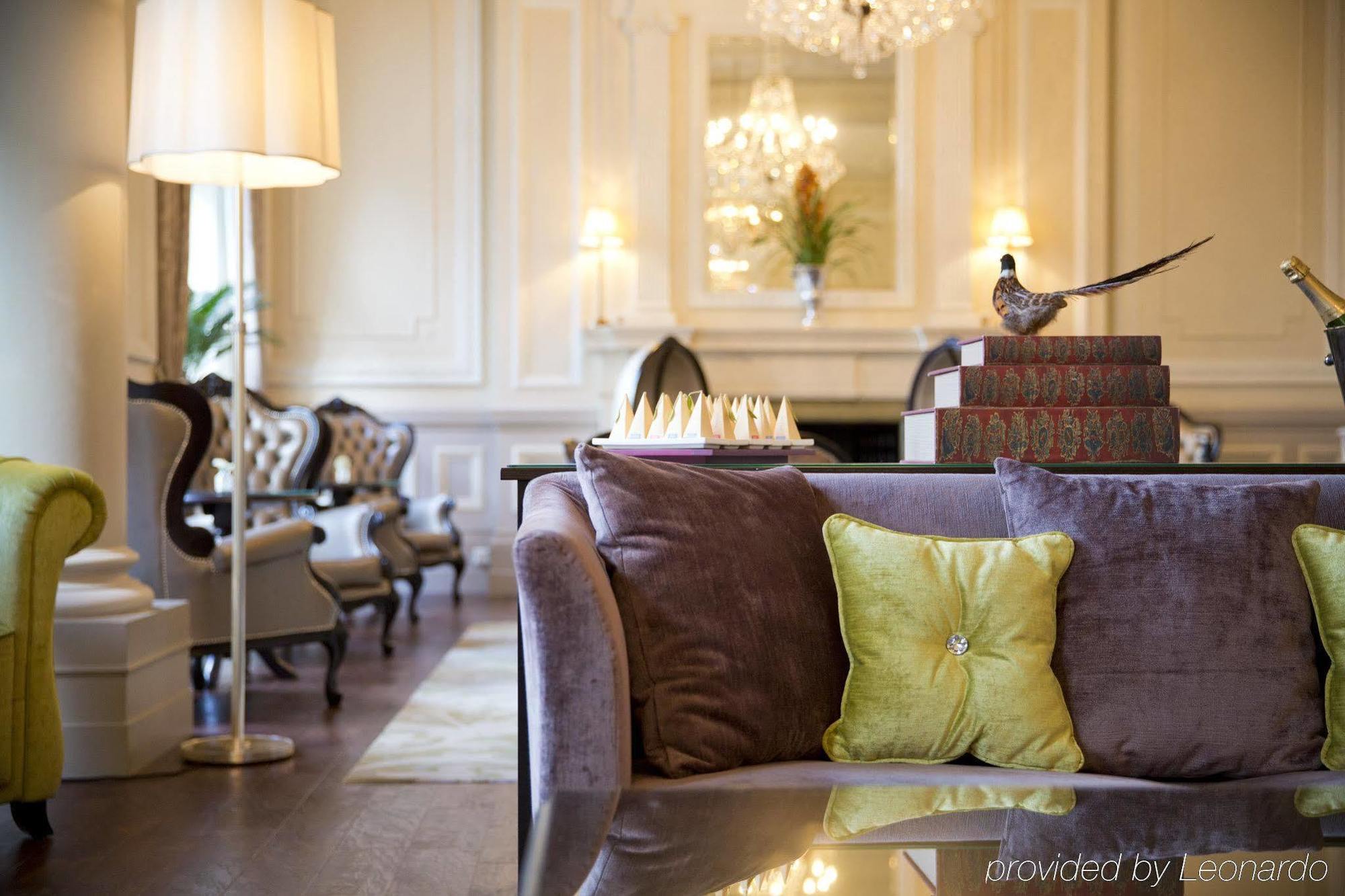 The Clermont London, Victoria Hotel