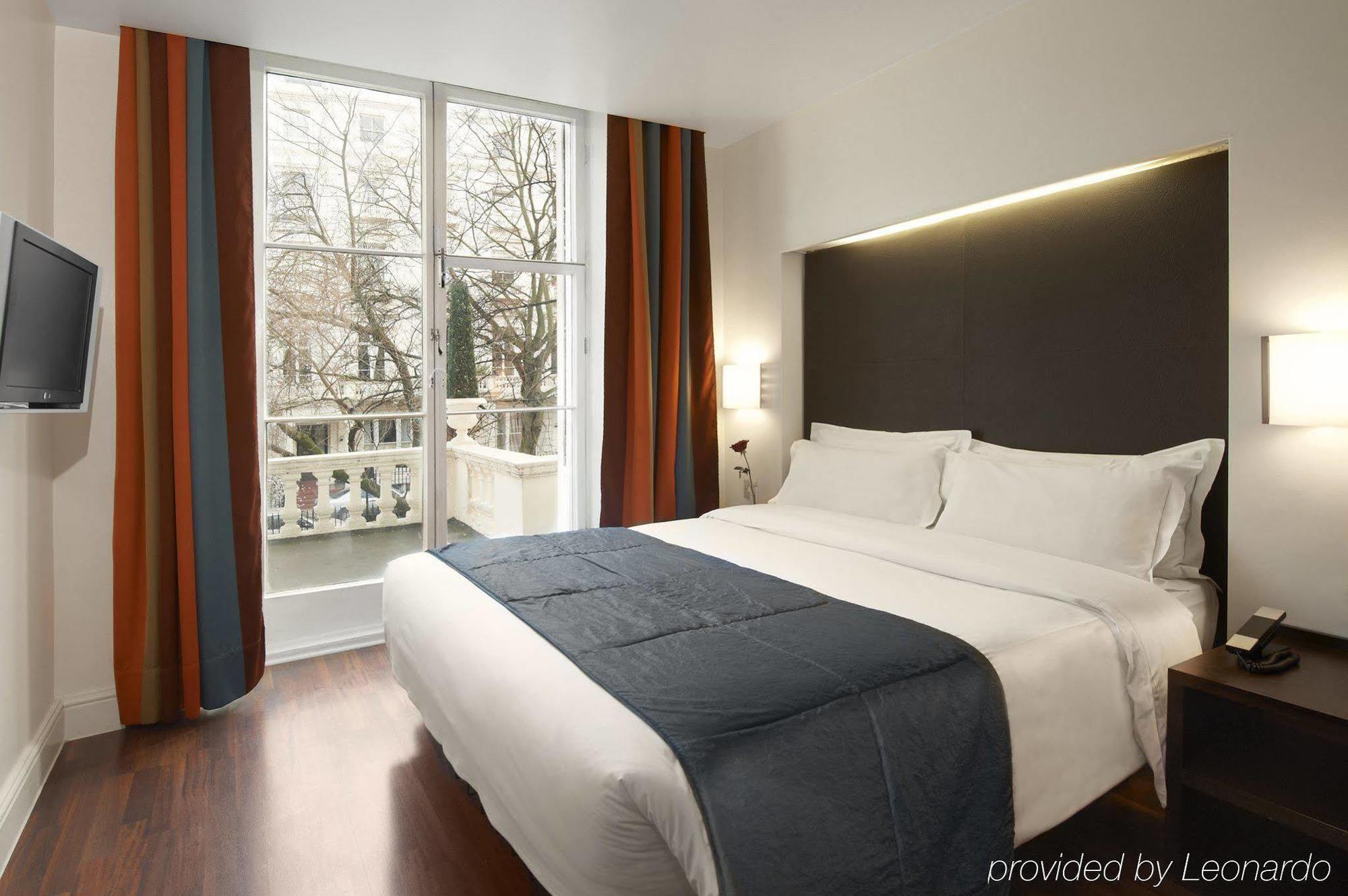 Hotel The Caesar 4*