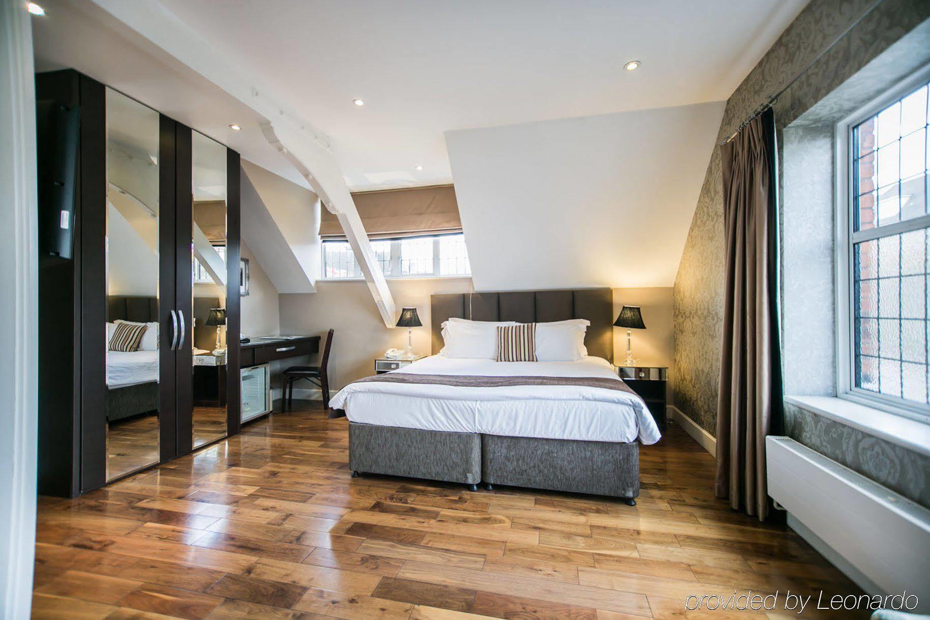 Hotel The Pillar London