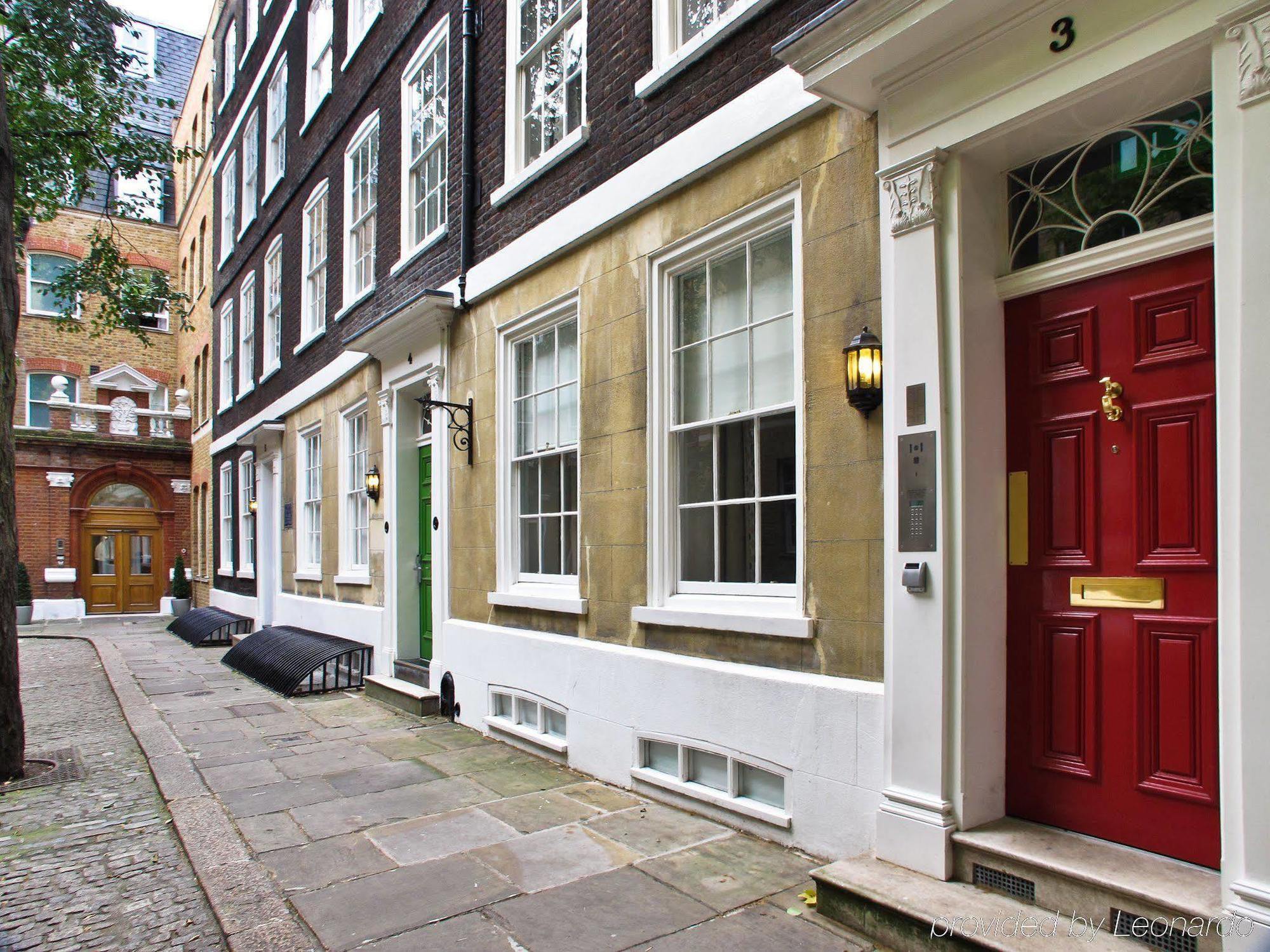 The Kings Wardrobe By Bridgestreet Hotel London