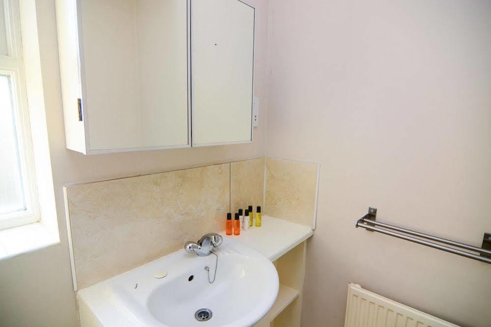 Hotel Wharf - 3*