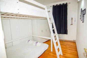 Wharf - Vintage Central Hotel 3*