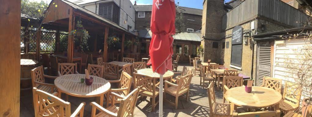 Herberg Rose And Crown 3*