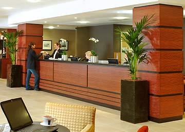 Premier Hotel London