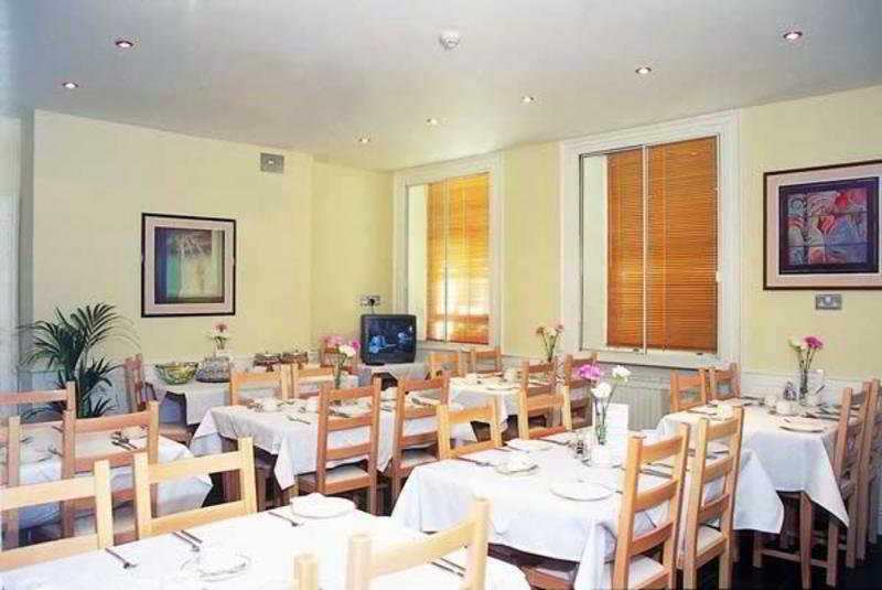 Staunton - 4*