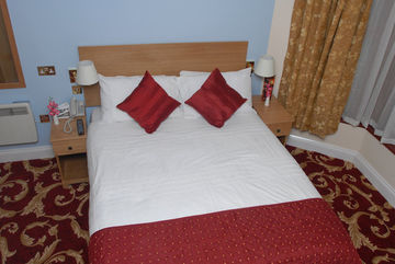 Western Ilford Hotel 3*