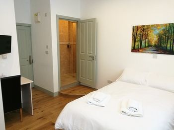 Forest House 3*