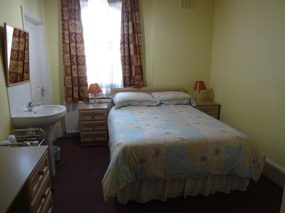 St. James's Guest house 3*