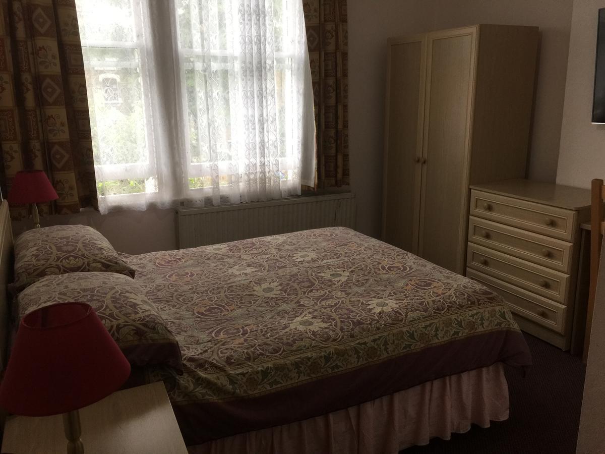 St. James's Guest house 3*
