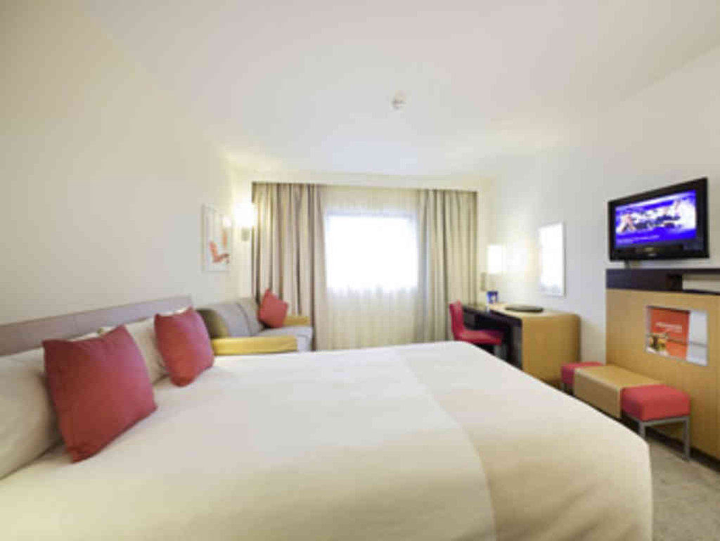 Novotel Bridge 4* London