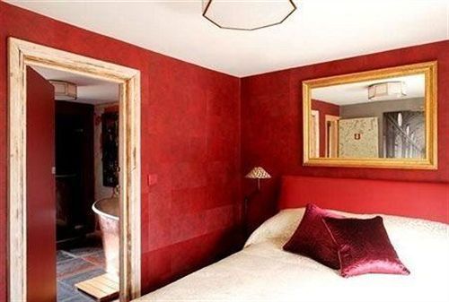 Mike's 4* London
