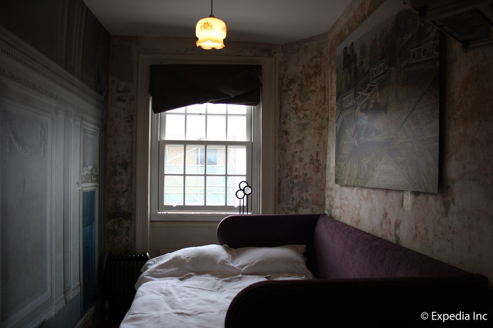 Mike's 4* London