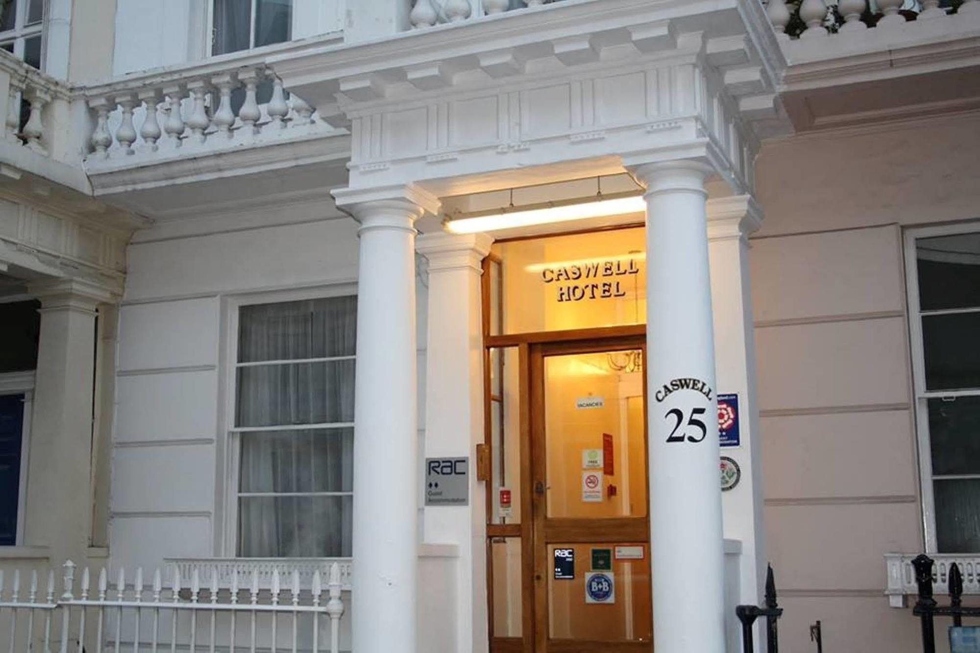 Hotel Mornington Victoria 4*