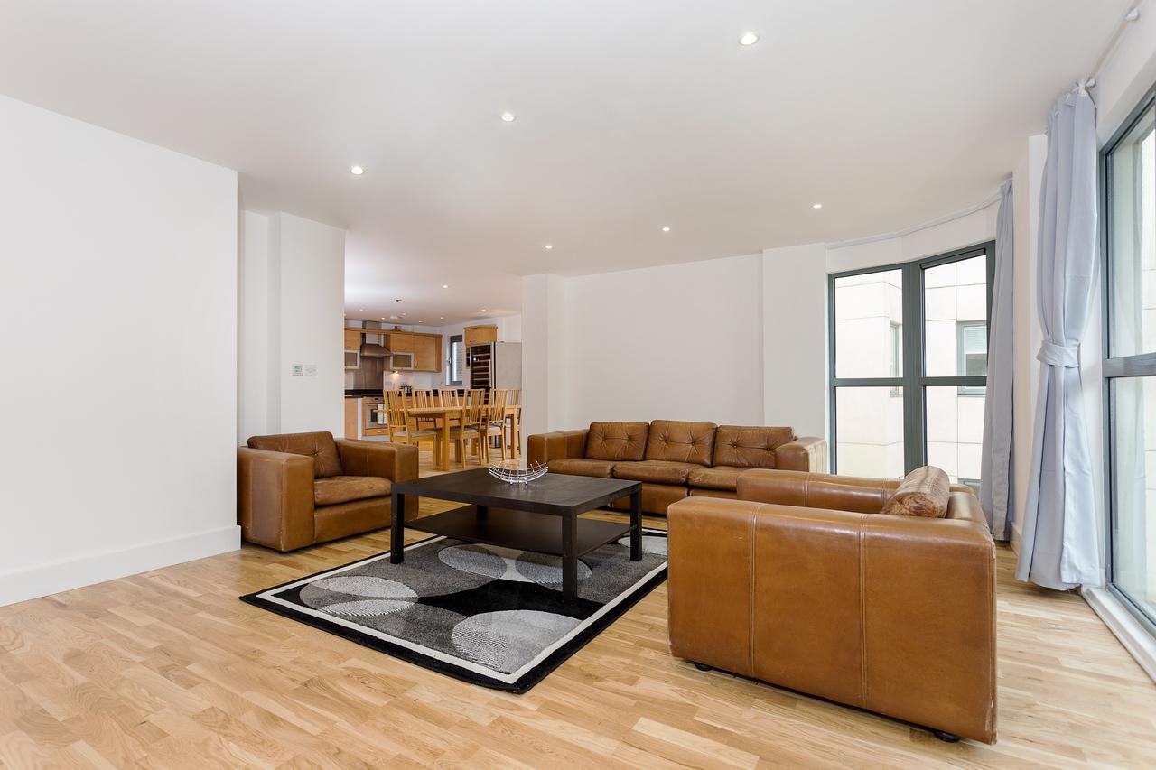 Spacious Flat With A Great View Of The Shard Apartamento Londres