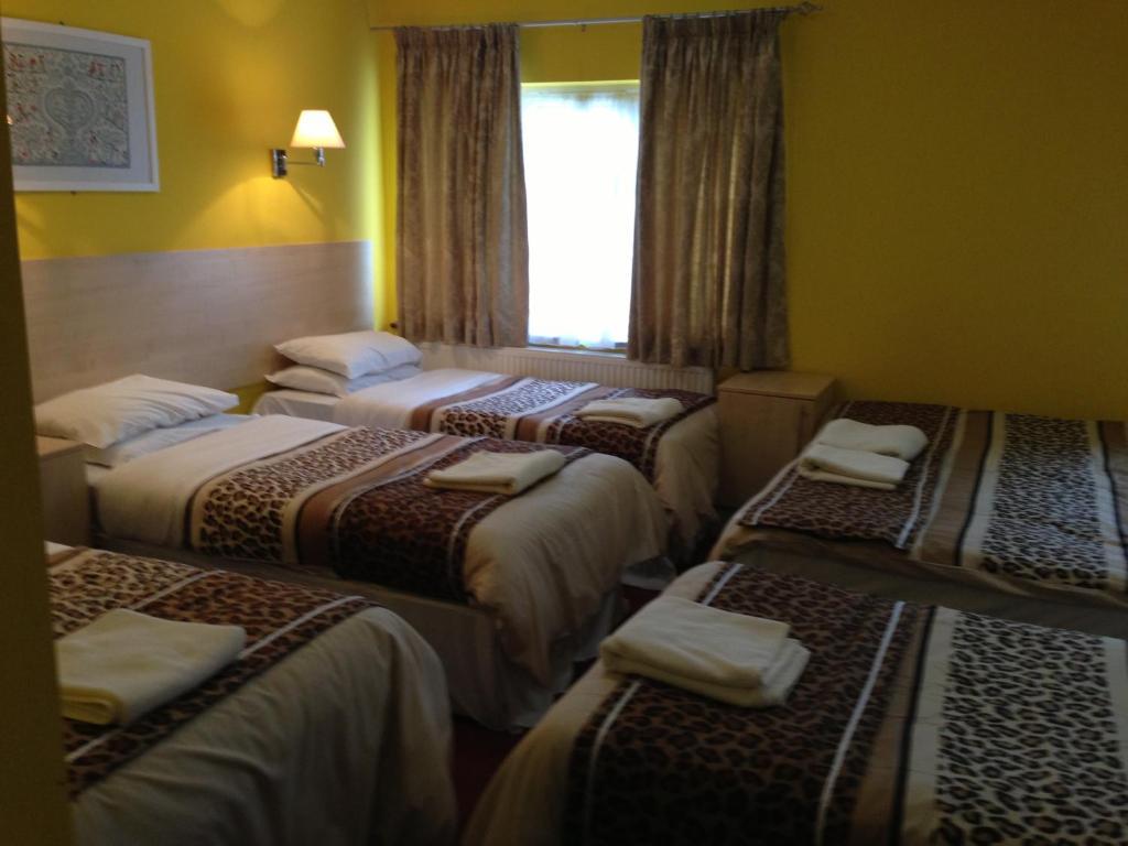 Hotell Acton Town 2*