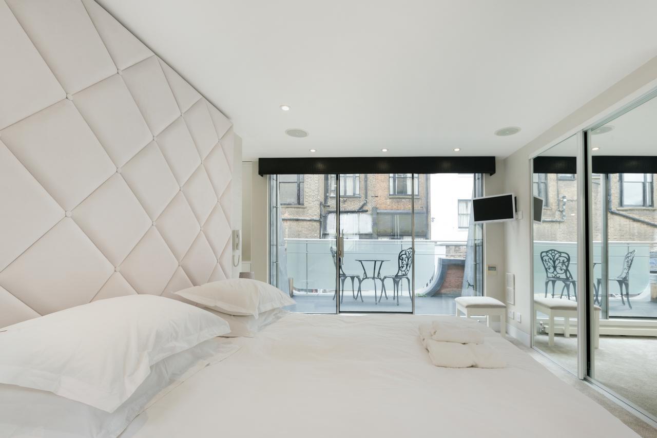 Stylish 3 Bedroom Mews South Kensington London