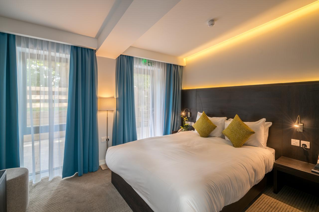 Pelican And Hotel London
