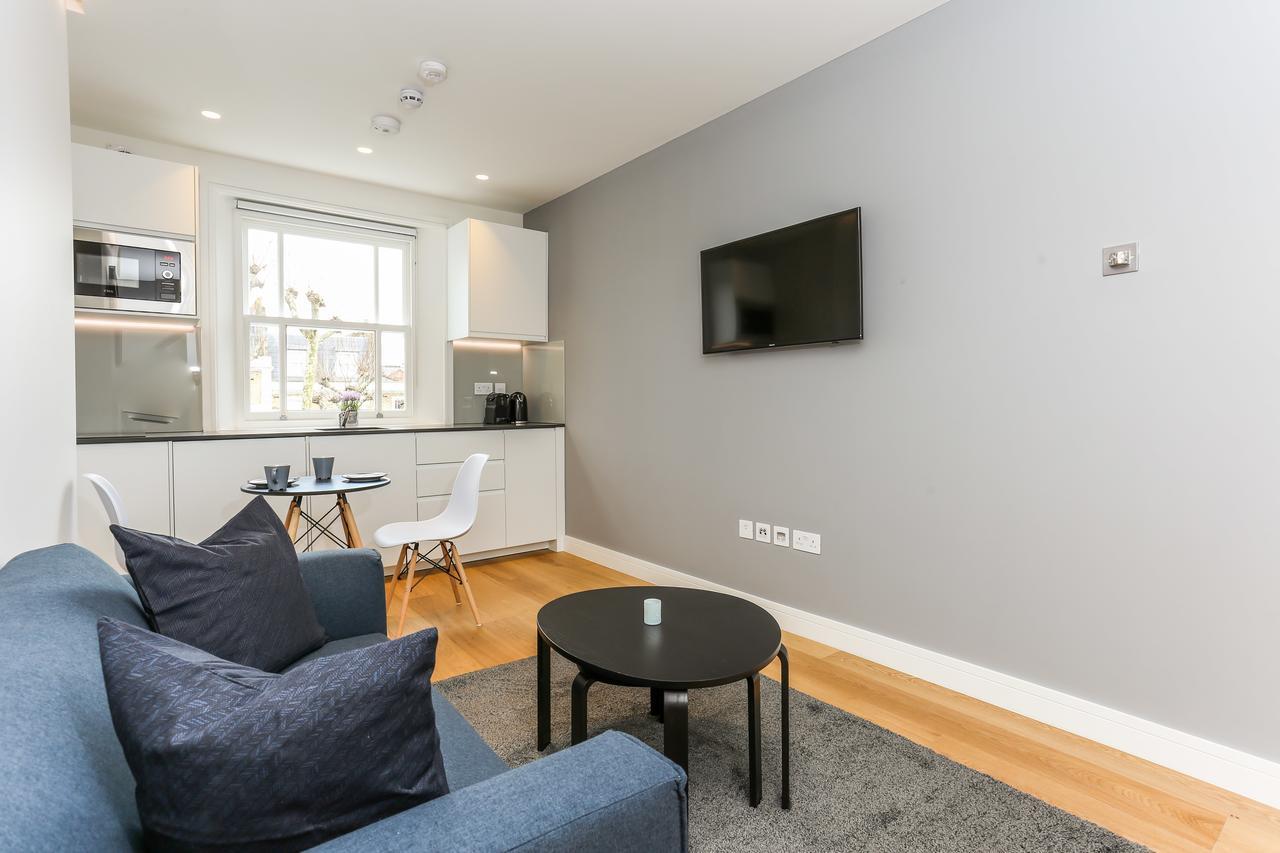 Inverness Terrace Serviced By Concept Leilighet